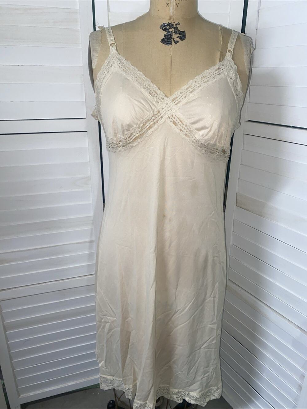 Vintage 50s 60s Beige Nude Nylon Slip / Nightgown Farr West Sz 36 Medium